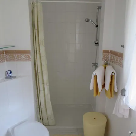 Bernstein-perle Rank Gm 69711 Apartment *